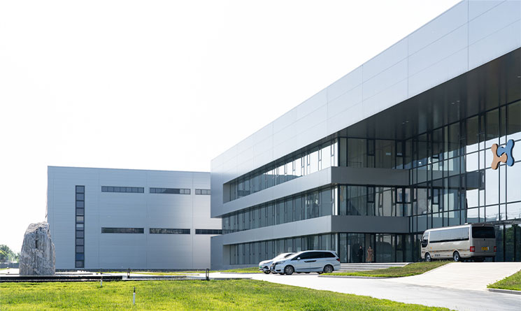 工業(yè)上樓與立體庫協(xié)同增效，華興寵物開啟&ldquo;新高度&rdquo;