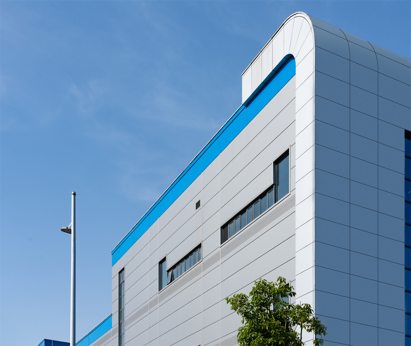 大體量建筑金屬外圍護綠色解決方案，助力構建新能源超級工廠(圖9)