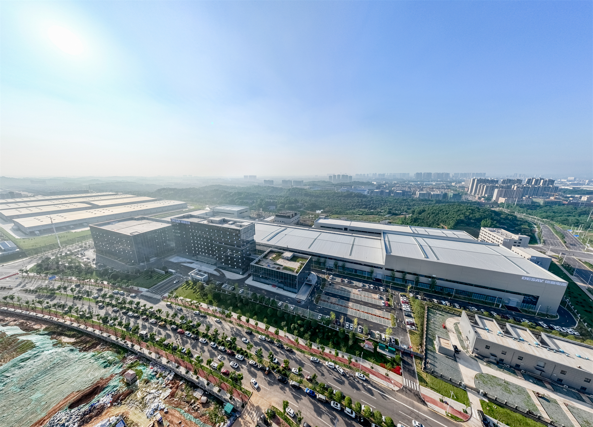 高質量綠色建材攜手新質生產力,創造“芯”未來!(圖3) 高質量綠色建材攜手新質生產力,創造“芯”未來!(圖3)