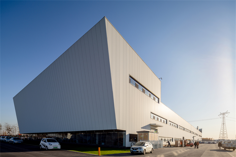 聚氨酯封邊巖棉夾芯板的特點(圖3) 聚氨酯封邊巖棉夾芯板的特點(圖3)