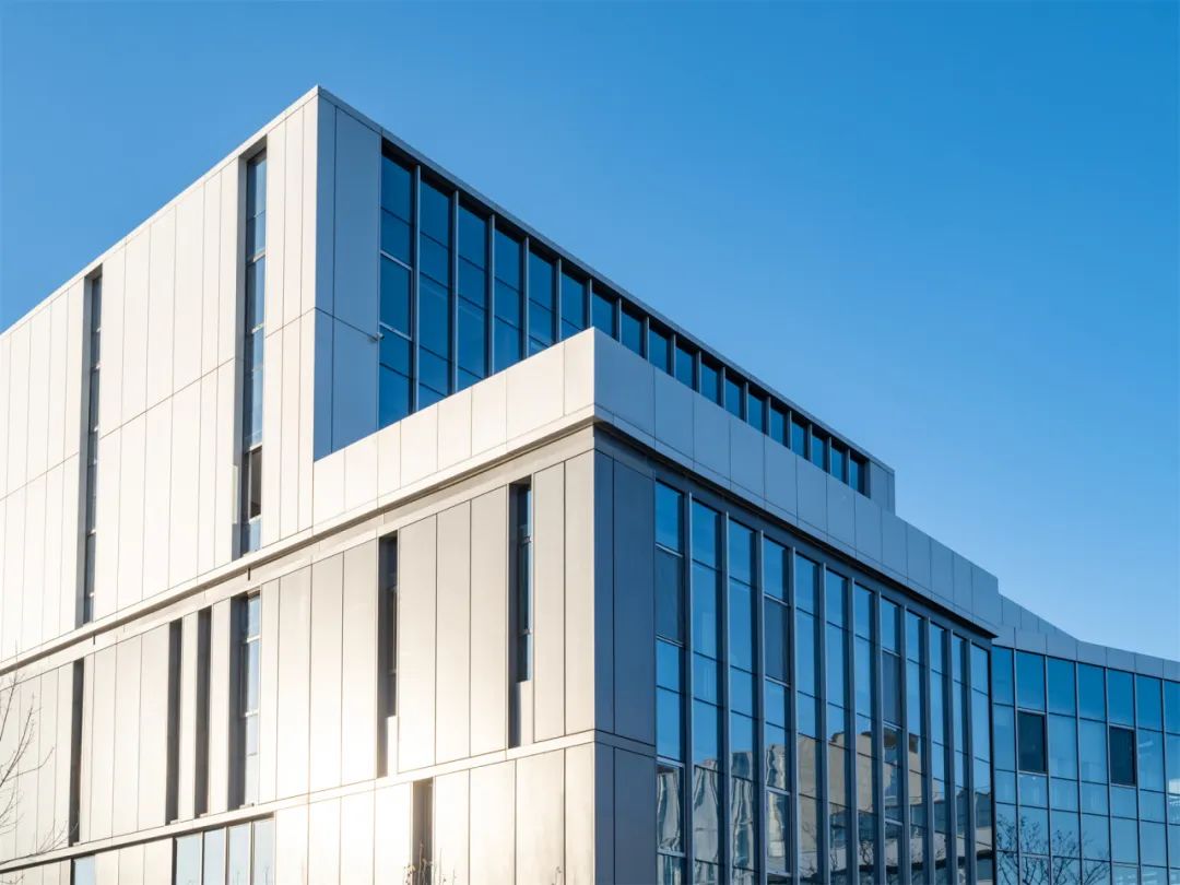 萬事達30天極速交付，賦能環磁山項目幕墻美學！(圖11)